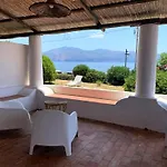 Le Di Eolo - - Isola Salina *
